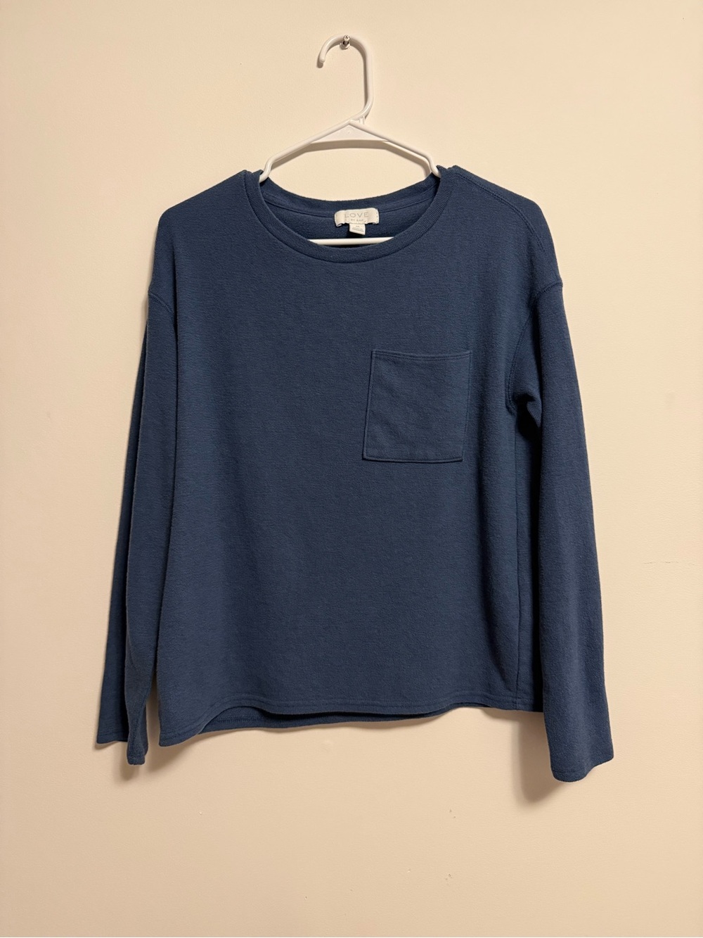GAP Women’s Navy Long-Sleeve Pocket Sweater
